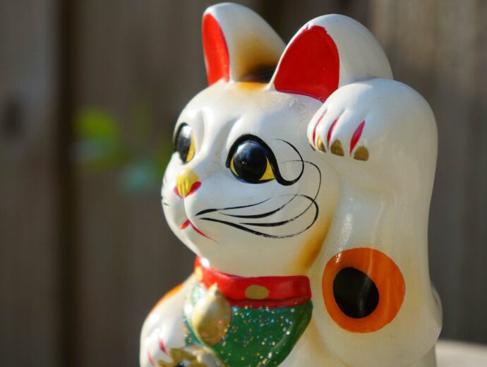 Le Maneki Neko Le Chat Le Plus Chanceux Du Japon Objetjaponais Com Le Maneki Neko Le Chat Le Plus Chanceux Du Japon Objetjaponais Com