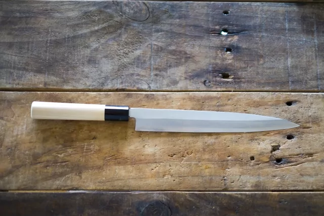 couteau Yanagiba japonais