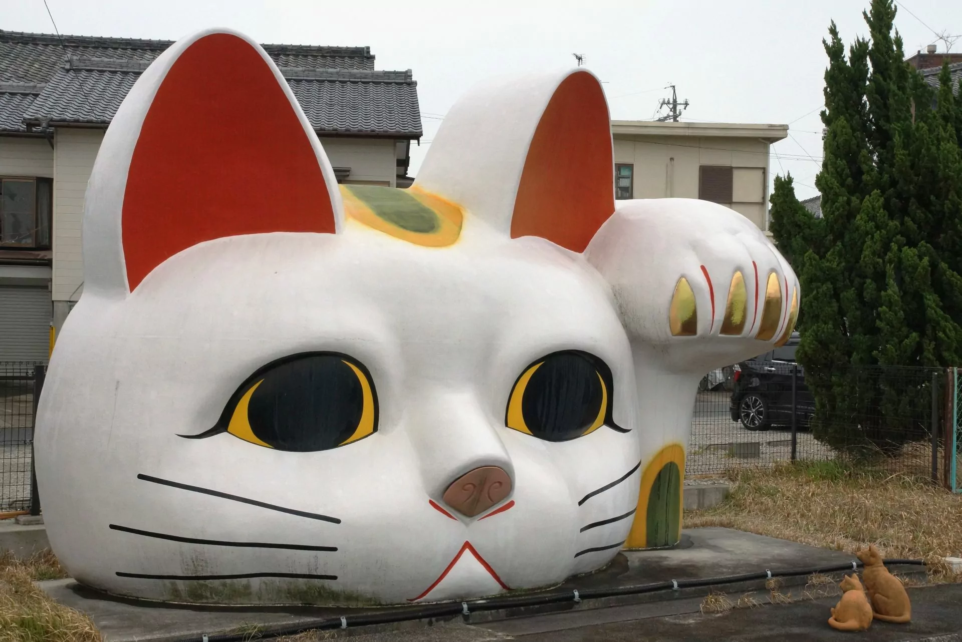 Maneki neko géant de Tokoname